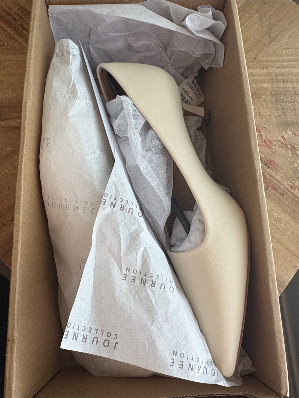 Women’s Cream Pointed Toe Slingback Heels